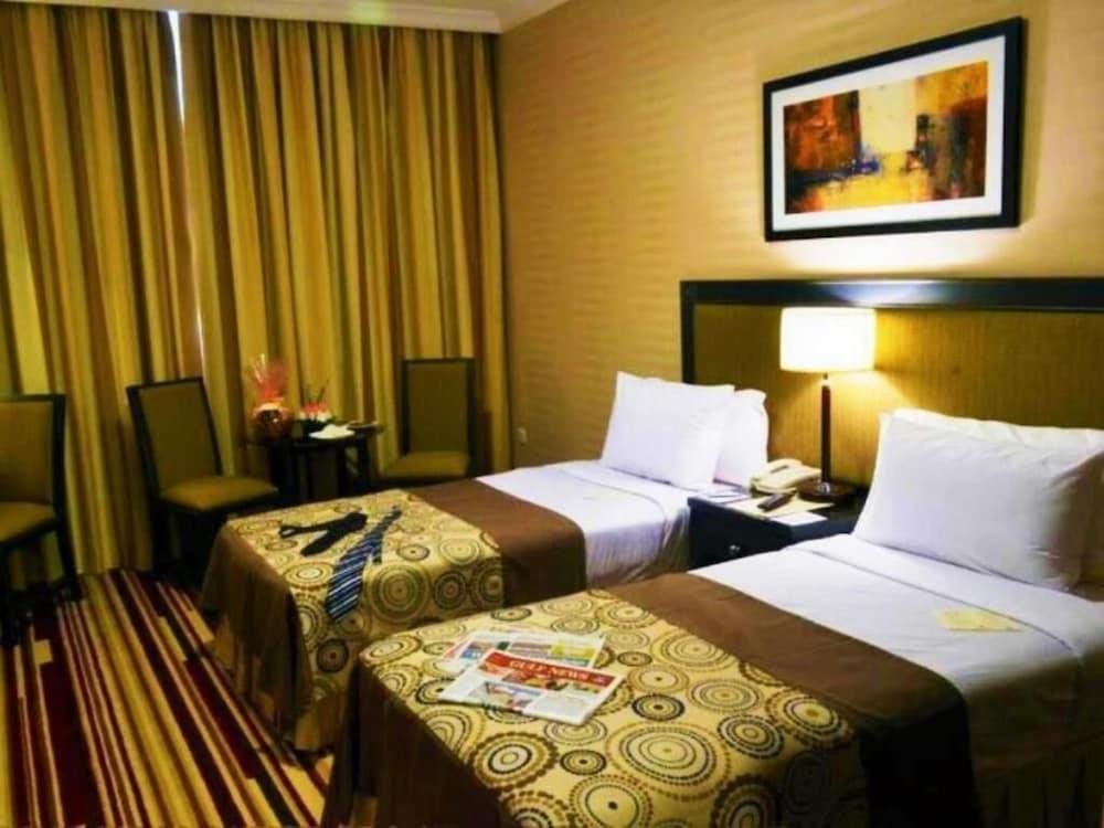 Executive Abu Dhabi