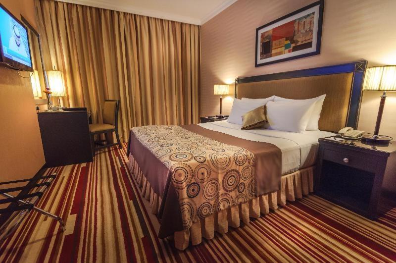 Aparthotel Executive