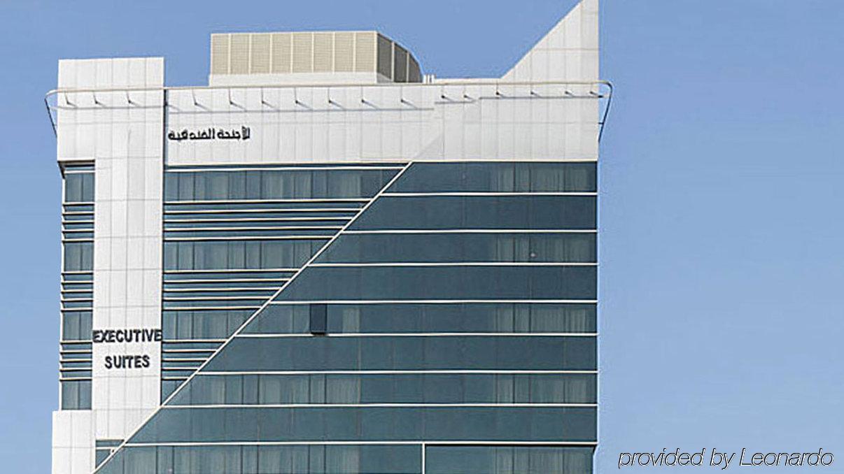 Executive Aparthotel 4*